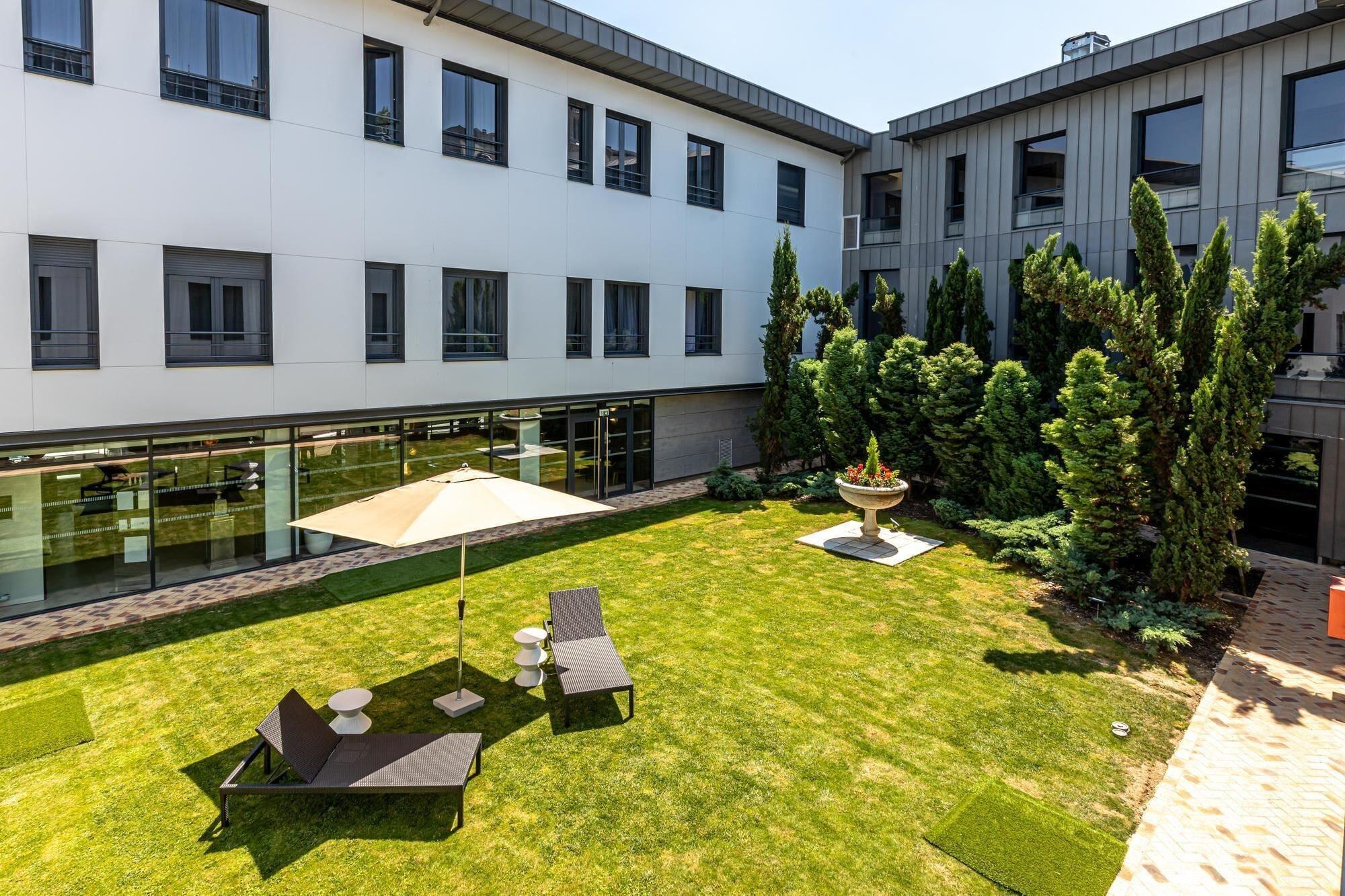 克劳德Les Jardins De St Cloud公寓式酒店 外观 照片